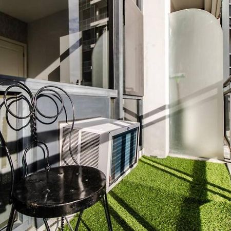 The Gramercy Residences Manila Bagian luar foto