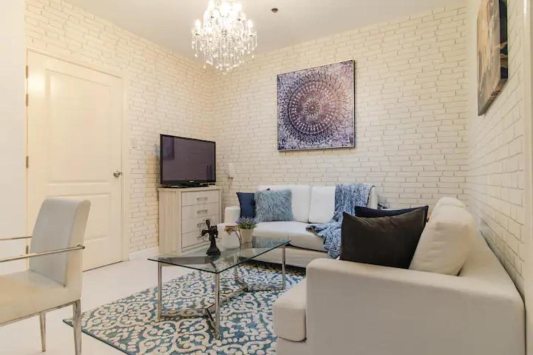 The Gramercy Residences Manila Bagian luar foto