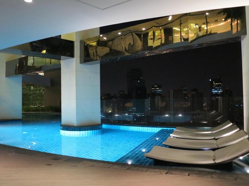 The Gramercy Residences Manila Bagian luar foto