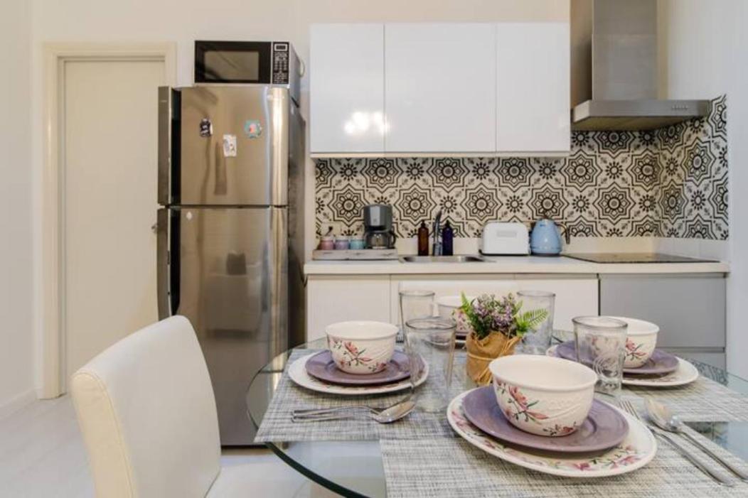The Gramercy Residences Manila Bagian luar foto